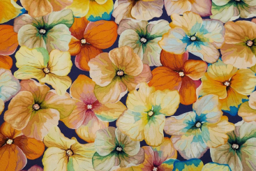 Viskosestoff mit Sommerblüten-Allover 