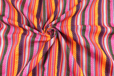Jacquard mit Ethno-Streifen - Style 2 