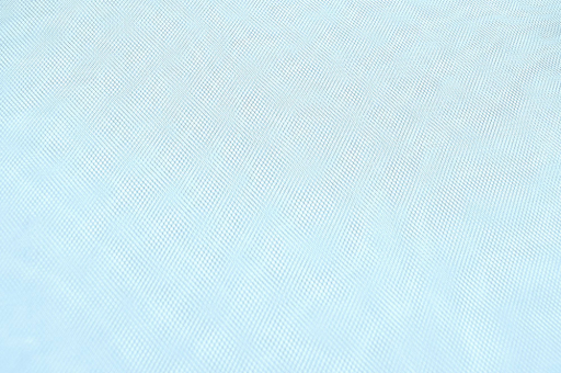 Tüll glänzend Hellblau