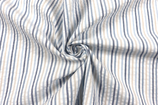 Seersucker-Stoff mit blauen Streifen 