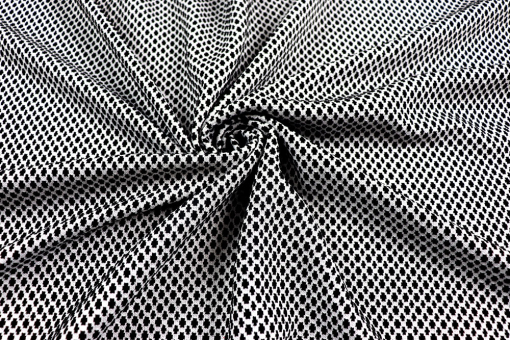 Elastischer Hosenstoff 