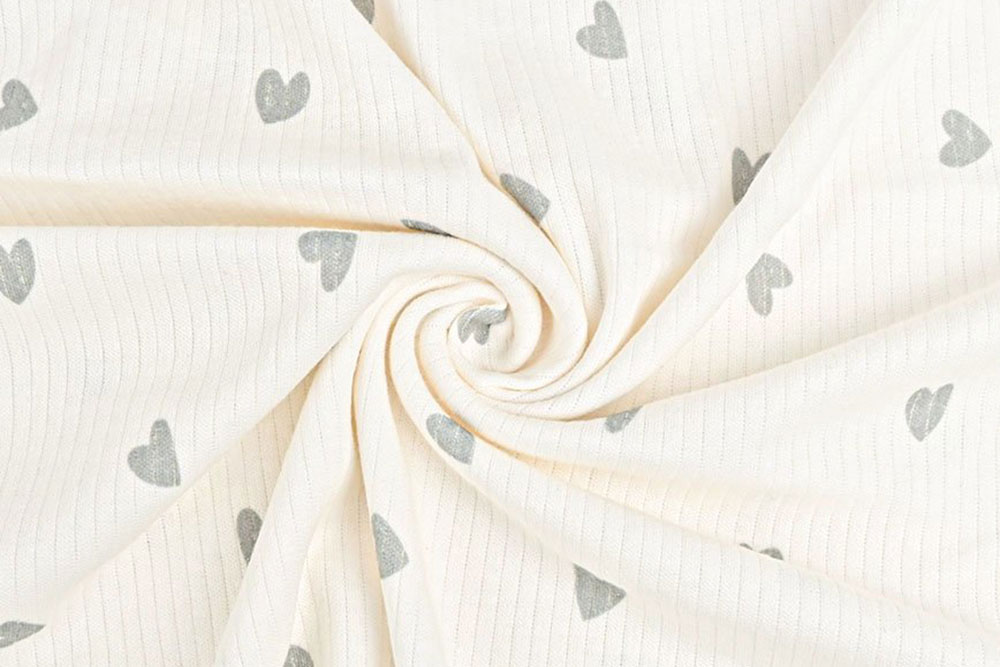 Rippjersey mit Herzchen 